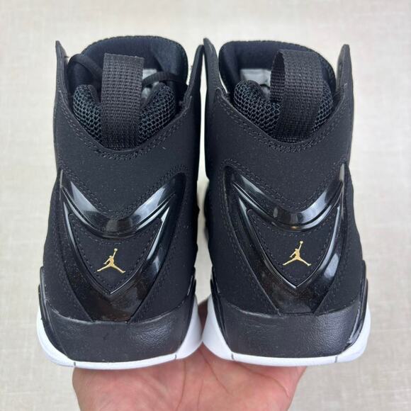 ?‍☠️ 2016 Jordan True Flight “Black” 10M